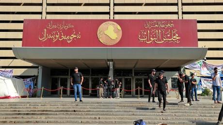 A critical week awaits Iraqs political crisis - a plan to restore parliament to work