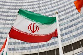 إيران بين العقوبات الأمريكية وتقارير الوكالة الدولية