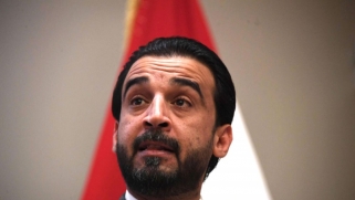 الحزب الديمقراطي الكردستاني وتحالف السيادة السني يغادران منطقة الحياد “المزعومة” ويصطفان مجددا مع الصدر