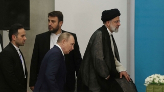 أزمتا بوتين والنظام الإيراني