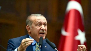 أردوغان العائد إلى “صفر مشاكل” يؤجج الحرائق بدلاً من إطفائها