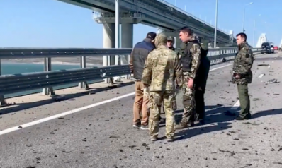 روسيا تحدد المتهم الأول بتفجير جسر القرم وأميركا تسارع بإرسال أنظمة ناسامز لأوكرانيا