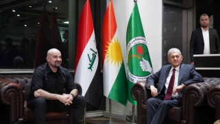 معركة رئاسة الجمهورية في العراق تخلف ندوبا جديدة في العلاقة بين بارزاني وطالباني