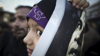 واشنطن لا تريد تغيير نظام طهران الدكتاتوري