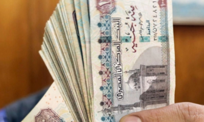 تراجع مستمر أمام الدولار.. هل يحدد الجنيه مستقبل الاقتصاد المصري؟