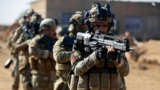 القوى الشيعية في العراق تعرقل قانون “خدمة العلم” للحفاظ على جيش ولائي