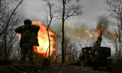 مع دخول الهدنة حيز التنفيذ.. قصف روسي أوكراني متبادل وشحنات عسكرية روسية تصل إلى بيلاروسيا