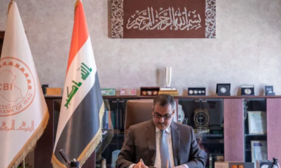 محافظ المركزي العراقي يتحدث عن أزمة ارتفاع الدولار وأثر زيادة الاحتياطي النقدي