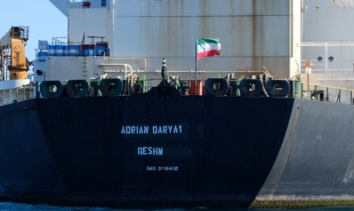 إيران تعبّر عن رفضها للانفتاح السوري على الإمارات وتركيا بإيقاف النفط الرخيص