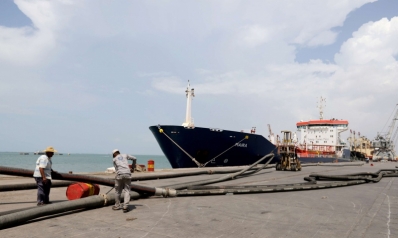 الإمارات تُنشط اقتصاد اليمن بمشروع ميناء بحري في المهرة