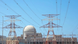الإمارات تدعم مزيج الطاقة النظيفة بتشغيل ثالثة محطات براكة النووية