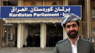المحكمة العراقية تجرد الأكراد من عناصر القوة بتجميد البرلمان ووقف التمويل