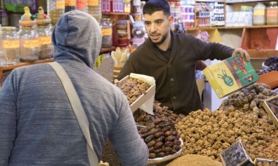 رئيس الحكومة المغربية يحث الوزراء على مغادرة مكاتبهم ومعاينة الأسعار عن قرب