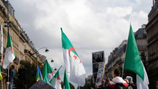 تصدير الأزمة الجزائرية إلى المهجر