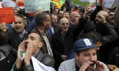 احتجاجات عمالية في مواجهة قوانين تستهدف العمل النقابي في الجزائر