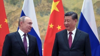 الرئيس الصيني في موسكو: وساطة جديدة أم تأكيد للتحالف مع روسيا