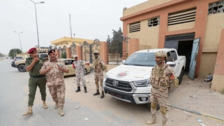 التصعيد في الزاوية يثير مخاوف من انزلاق غرب ليبيا إلى الحرب