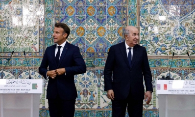 إلغاء زيارة تبون مجددا يعمق الشكوك بين الجزائر وفرنسا