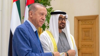أردوغان أخذ الأتراك معه إلى أبوظبي