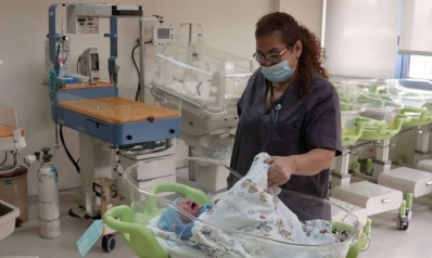 موجات الهجرة تزيد معاناة الممرضين اللبنانيين