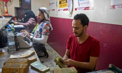 هل تهدد أزمة الرواتب تحالف الحوثيين وحزب المؤتمر الشعبي؟