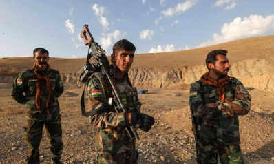 العراق يبعد المسلحين الأكراد إلى الداخل قبل أسبوع من المهلة الإيرانية