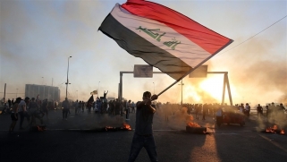 العراق بين حكم السياسة وحكم الإدارة