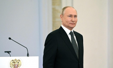 بوتين قيصر روسيا الطامح لإعادة الأمجاد السوفياتية