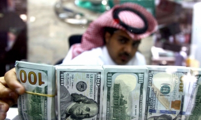 الشركات الخليجية تسير عكس تيار صدمات الفائدة