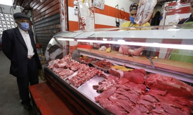 الجزائريون يستقبلون اللحوم المستوردة بالفرح والتشكك معًا