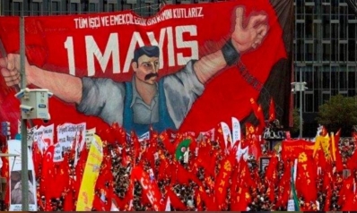 تركيا: حركة كثيفة في أروقة السياسة محورها الدستور الجديد