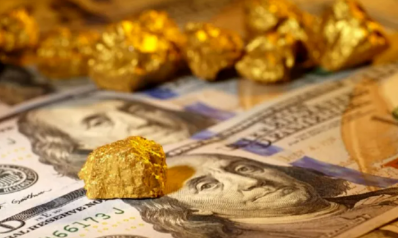 توترات الشرق الأوسط تدفع الذهب إلى الارتفاع وتراجع طفيف للدولار