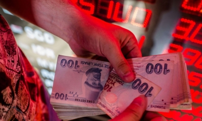 تكديس الاحتياطي النقدي يولد آثارا عكسية في حماية الليرة التركية