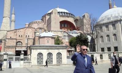 حسابات سياسية وراء تحويل الكنائس إلى مساجد في تركيا