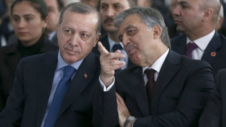 أوروبا هل سيعود عبد الله غل لرئاسة تركيا في 2028؟