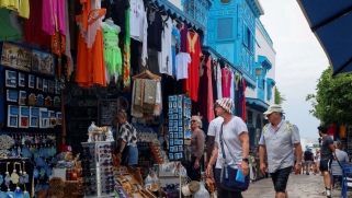 السياحة القاطرة التي تخرج الاقتصاد التونسي من أزماته