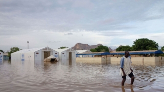 سيول قاتلة في السودان تفاقم معاناة الآلاف من النازحين