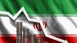 إيران… خلافات سياسية وأزمات اجتماعية