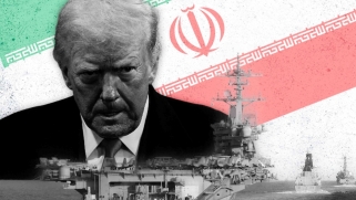 إيران…  بين مسار سياسي واستحضار عسكري