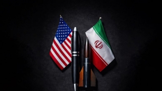 من التصعيد إلى التفاهم.. اتفاق يلوح بين طهران وواشنطن