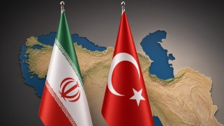 تركيا وإيران.. الوساطة لحماية التوازن الإقليمي