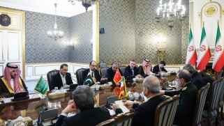 حلف مكة وطهران.. الدوافع والرسائل الاستراتيجية